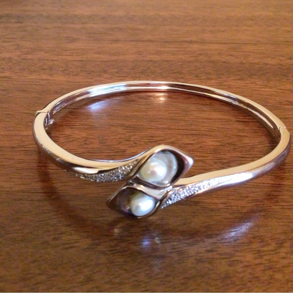 Cala Lily Sterling Silver & 14K Gold Pearl with Diamond Bangle Bracelet